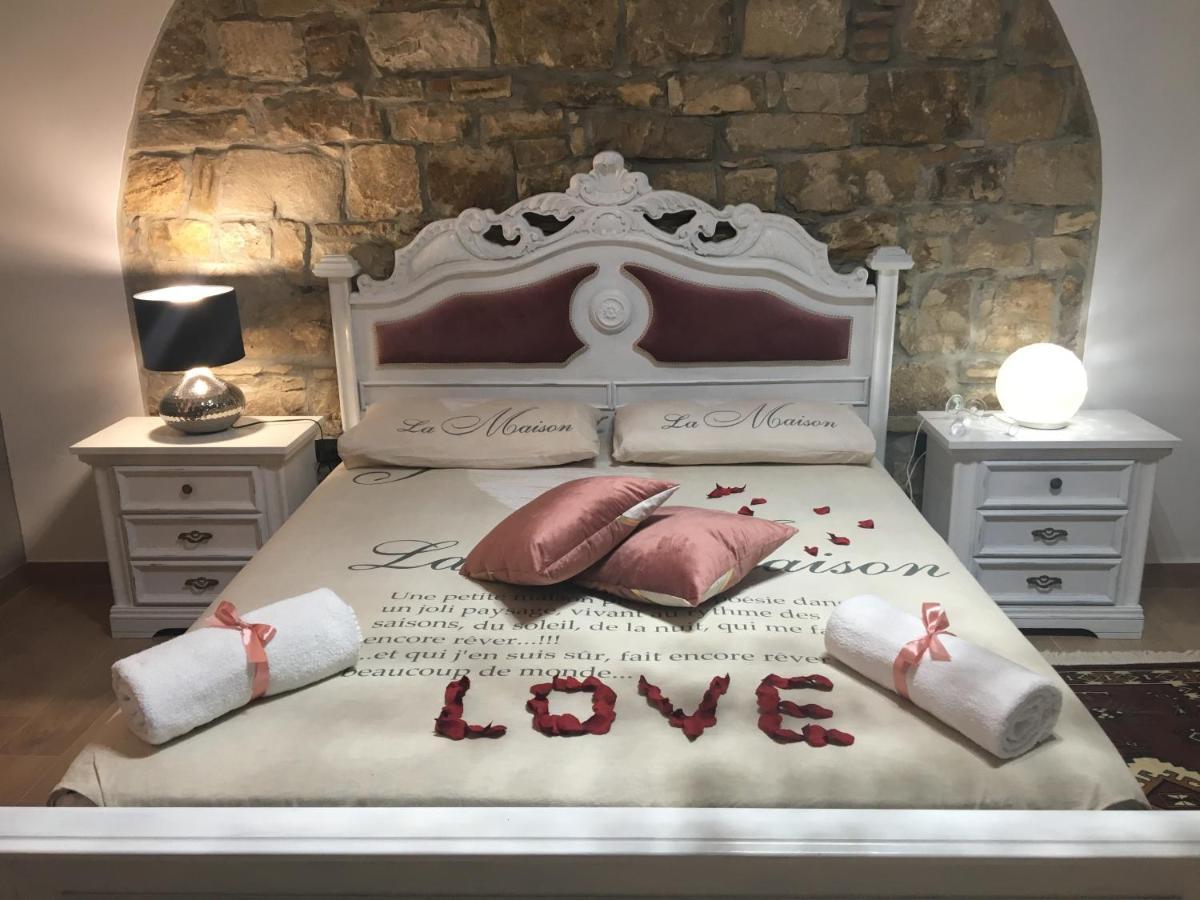 Gesualdo Da Venosa Bed & Breakfast Bagian luar foto