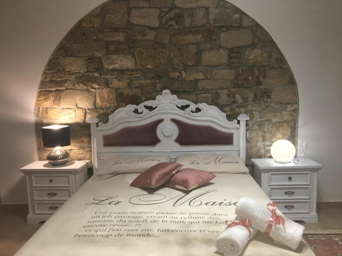 Gesualdo Da Venosa Bed & Breakfast Bagian luar foto